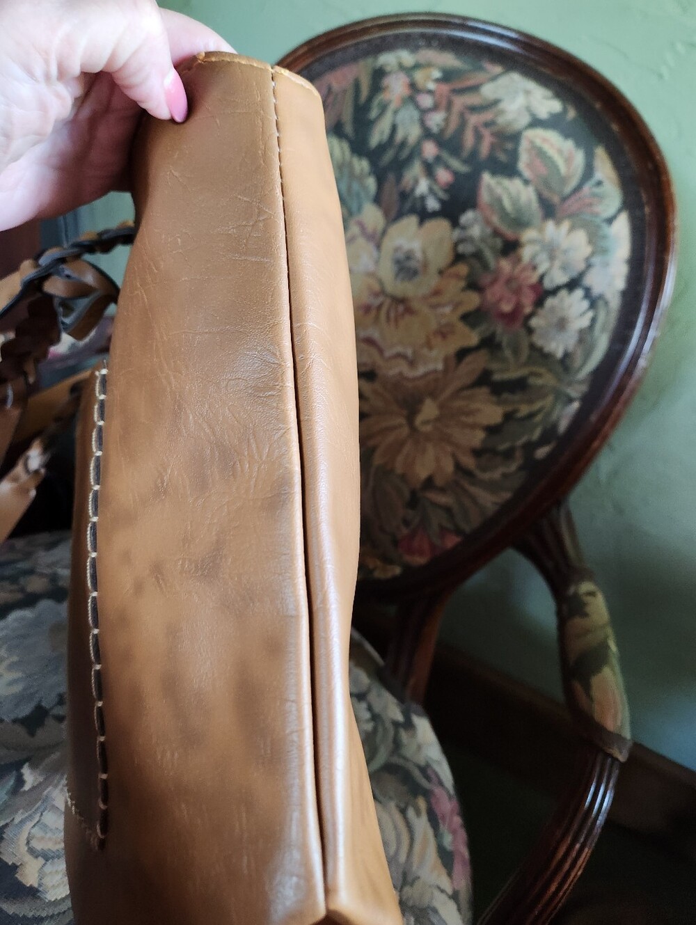 🔥WEIMEIBAIGE Tan Faux Leather Dbl Braided-Handle Tote w/Tassel Detail - Picture 6 of 8